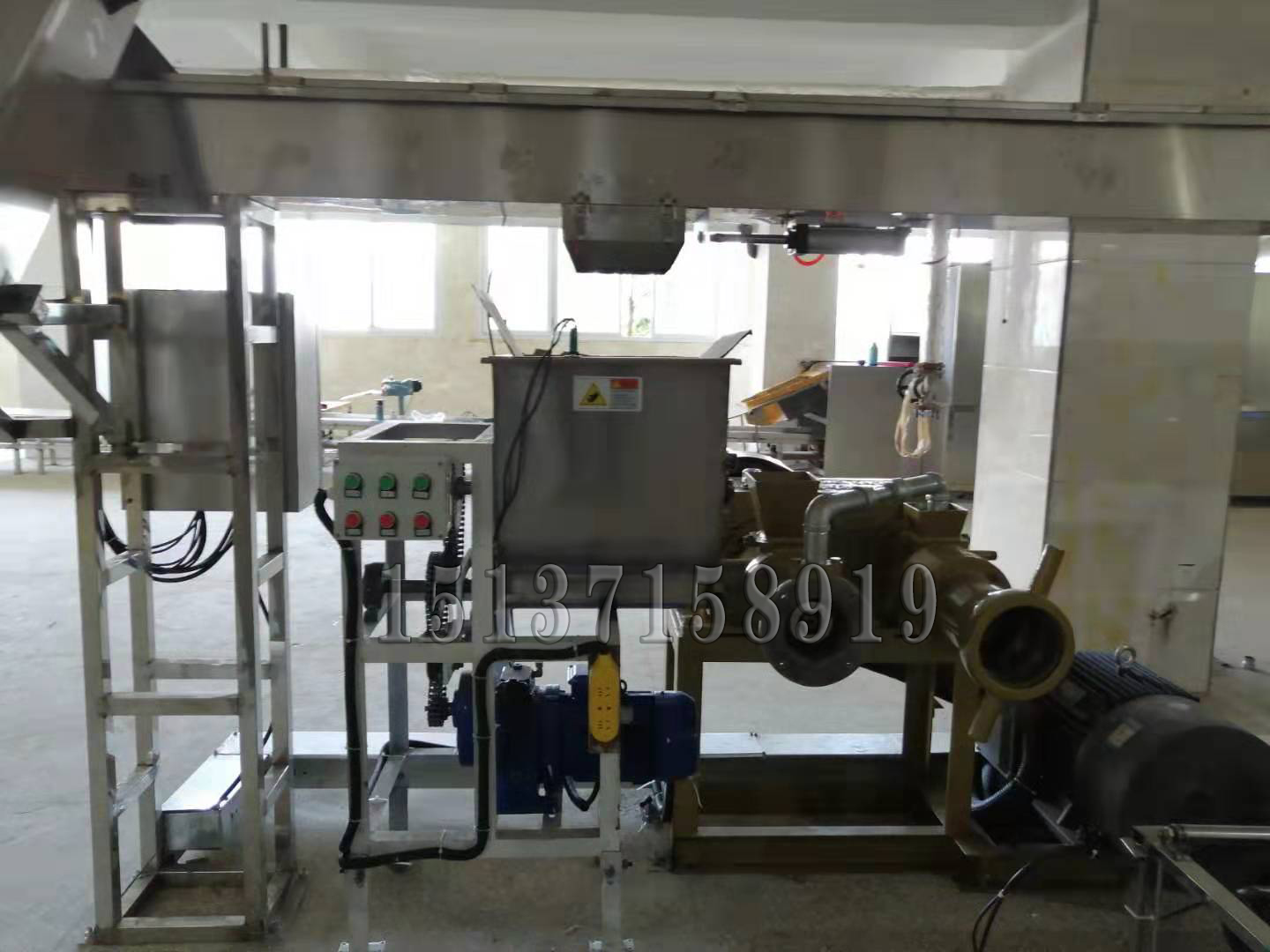 全自動米線機(jī)安裝現(xiàn)場